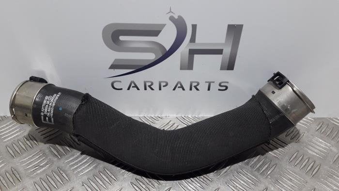 Tuyau intercooler d'un Mercedes A-Klasse, Autos : Pièces & Accessoires, Climatisation & Chauffage, Mercedes-Benz, Utilisé, 3 mois de garantie