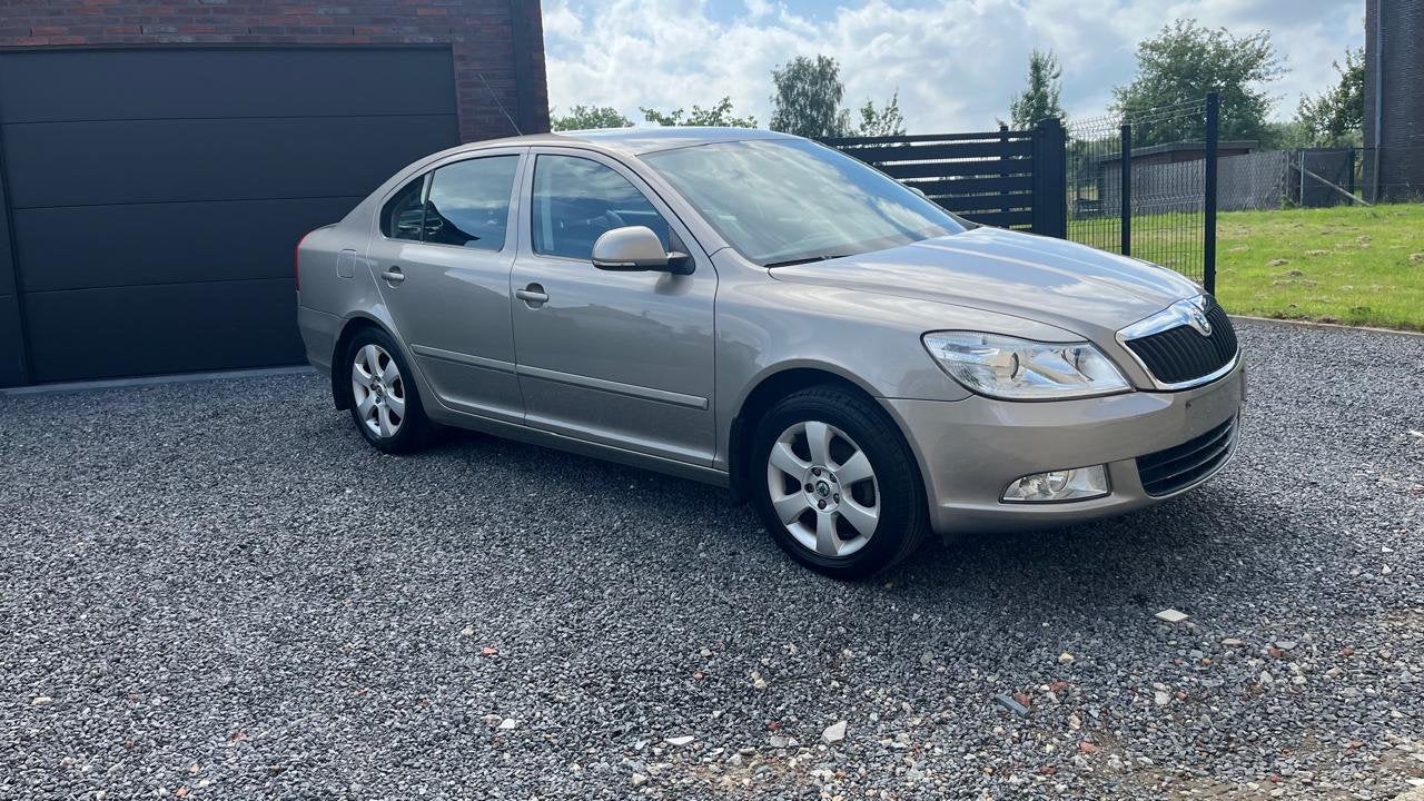 Skoda Octavia 1.6 benzine, 110.000km, airco, Autos, Cuir, Achat, Entreprise, Boîte manuelle