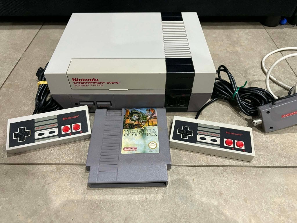 Nintendo +1 jeux, Consoles de jeu & Jeux vidéo, Consoles de jeu | Nintendo Super NES, Enlèvement ou Envoi, Comme neuf, Avec 2 manettes