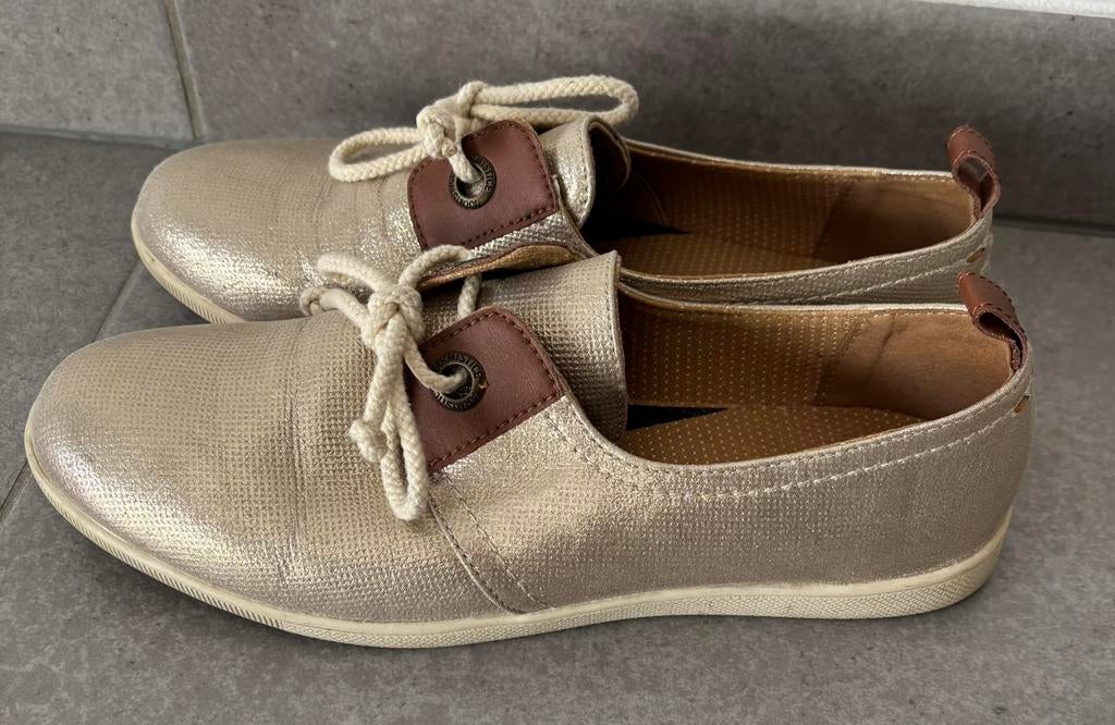 Moccasin mt 40, Overige kleuren, Instappers, Ophalen of Verzenden, Gedragen