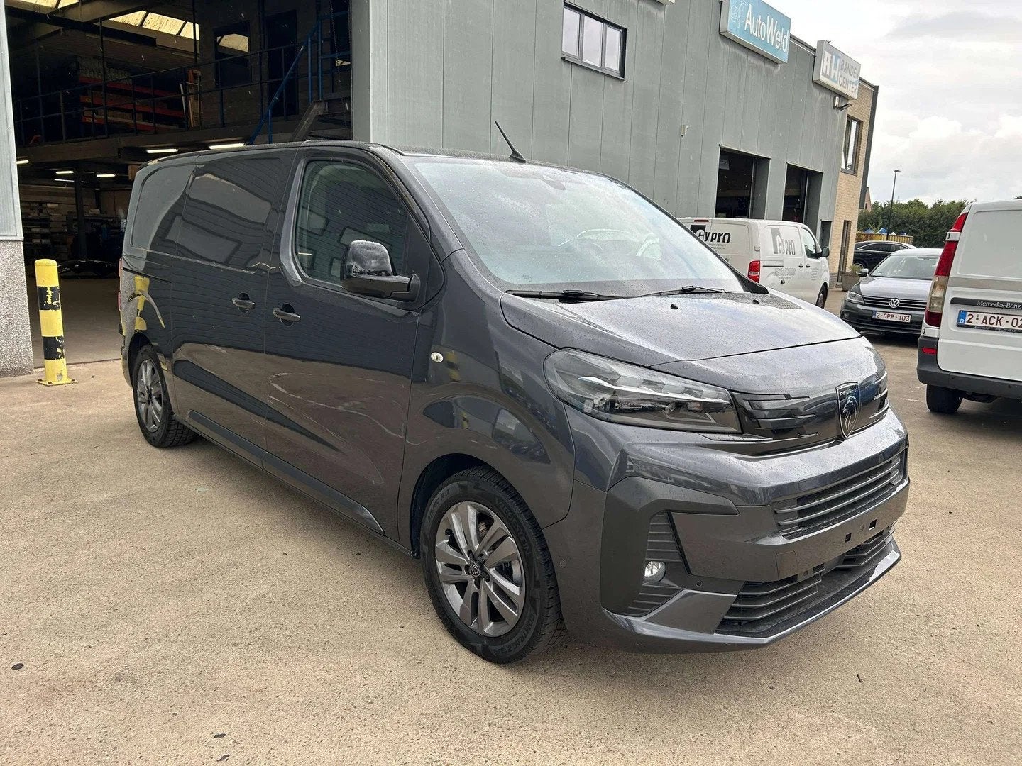 Peugeot Expert Expert 2.0 BlueHDi L2 reeds gekeurd vv130 kw, 177 ch, Achat, Euro 6, Entreprise