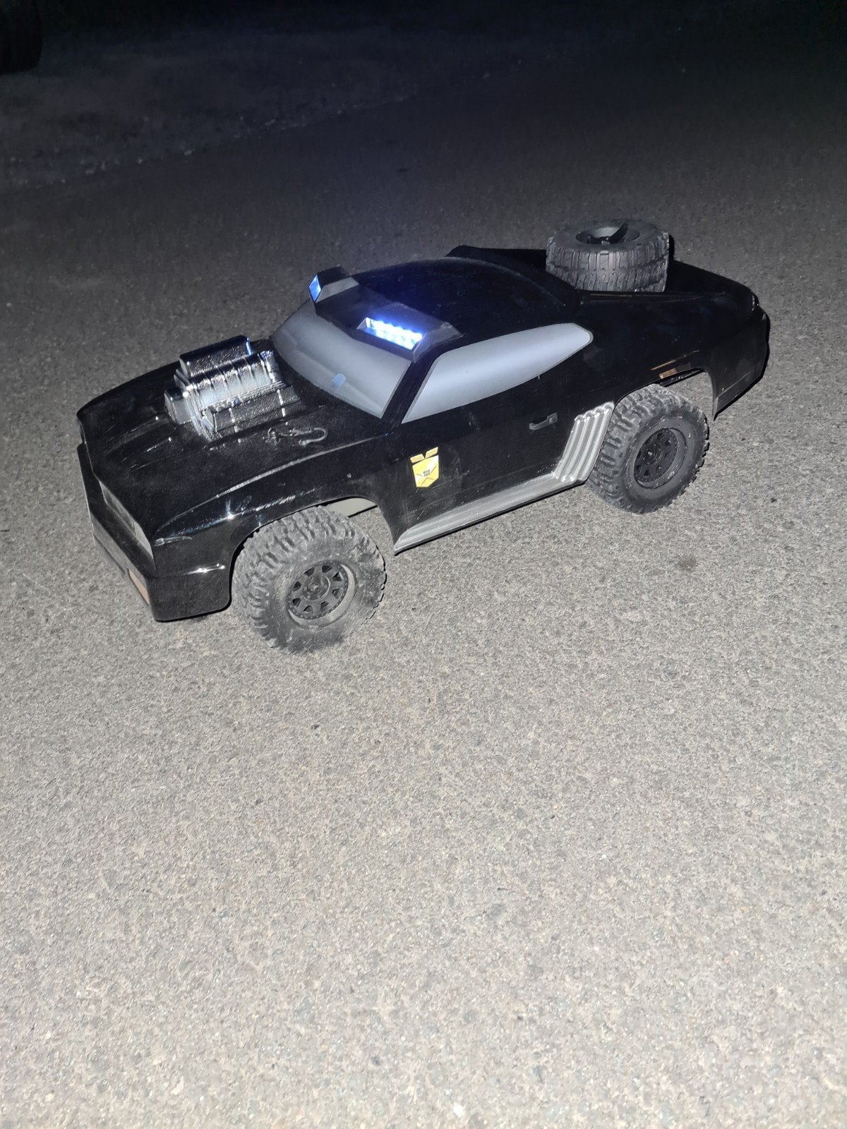 Interceptor V8 1/10 XL Brushless, Enlèvement, Voiture