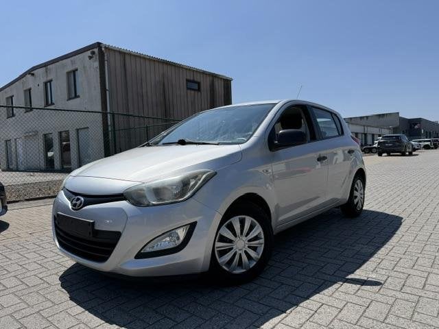 Hyundai i20 1.2 Benzine Facelift | 5 deurs | 1 JAAR GARANTIE, Auto's, Gebruikt, 63 kW, 4 cilinders, Bedrijf