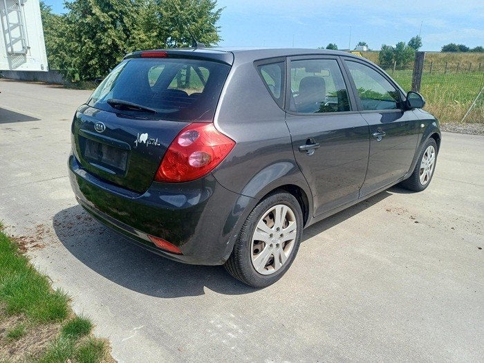 la kia ceed 1.6TD démarre et roule parfaitement, Autos, Achat, Boîte manuelle, Diesel, Particulier