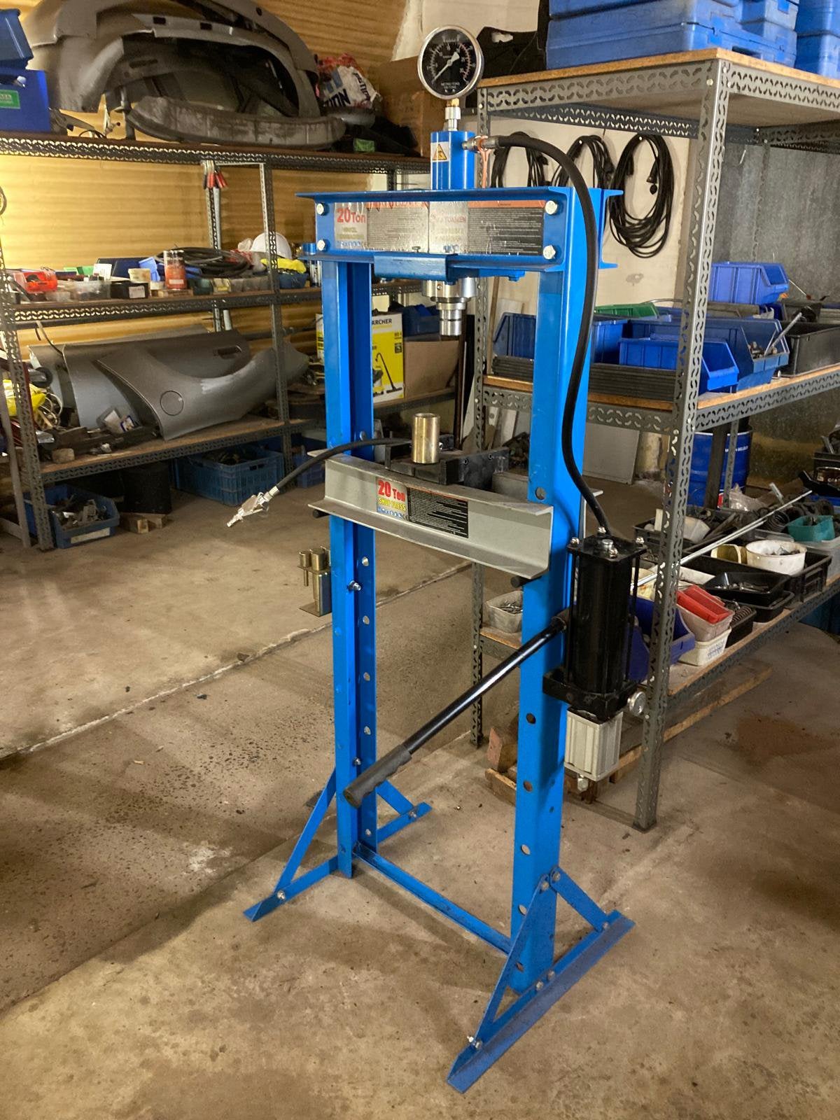 20 ton pers VERKOCHT, Autos : Divers, Outils de voiture, Enlèvement, Comme neuf