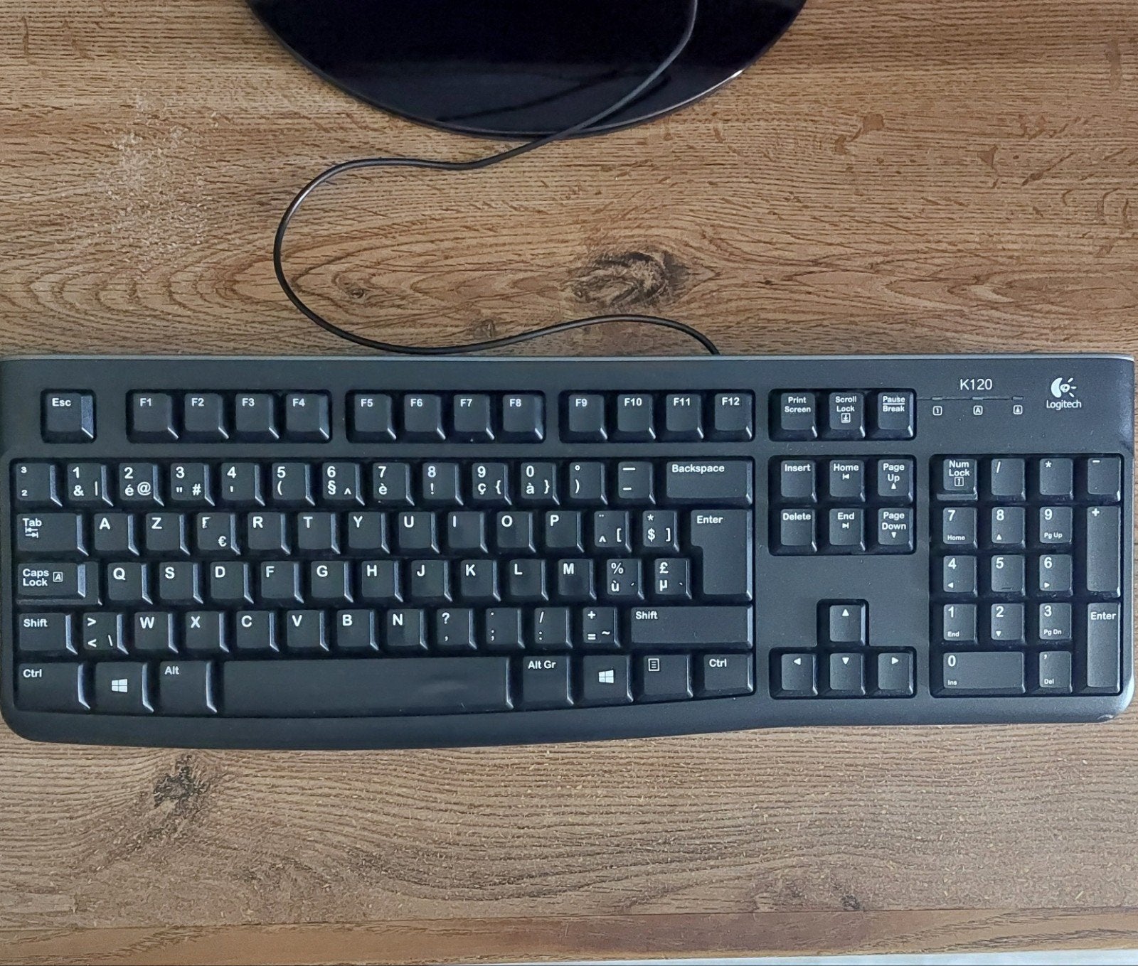 Keyboard Logitech K120. Goede staat., Computers en Software, Toetsenborden, Ophalen, Azerty, Bedraad