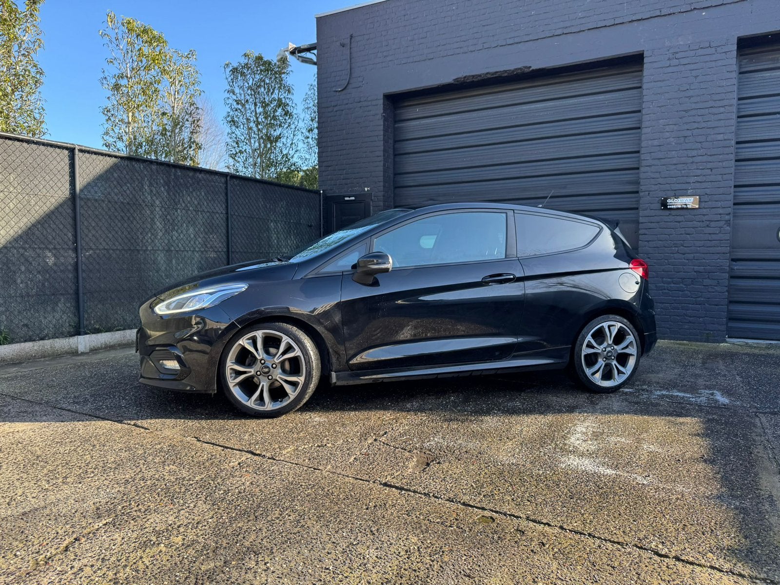 Ford Fiesta 1.0 ST LINE 125 PK LICHTE VRACHT LED CARPLAY, Auto's, Ford, Euro 6, Zwart, Bedrijf, Handgeschakeld