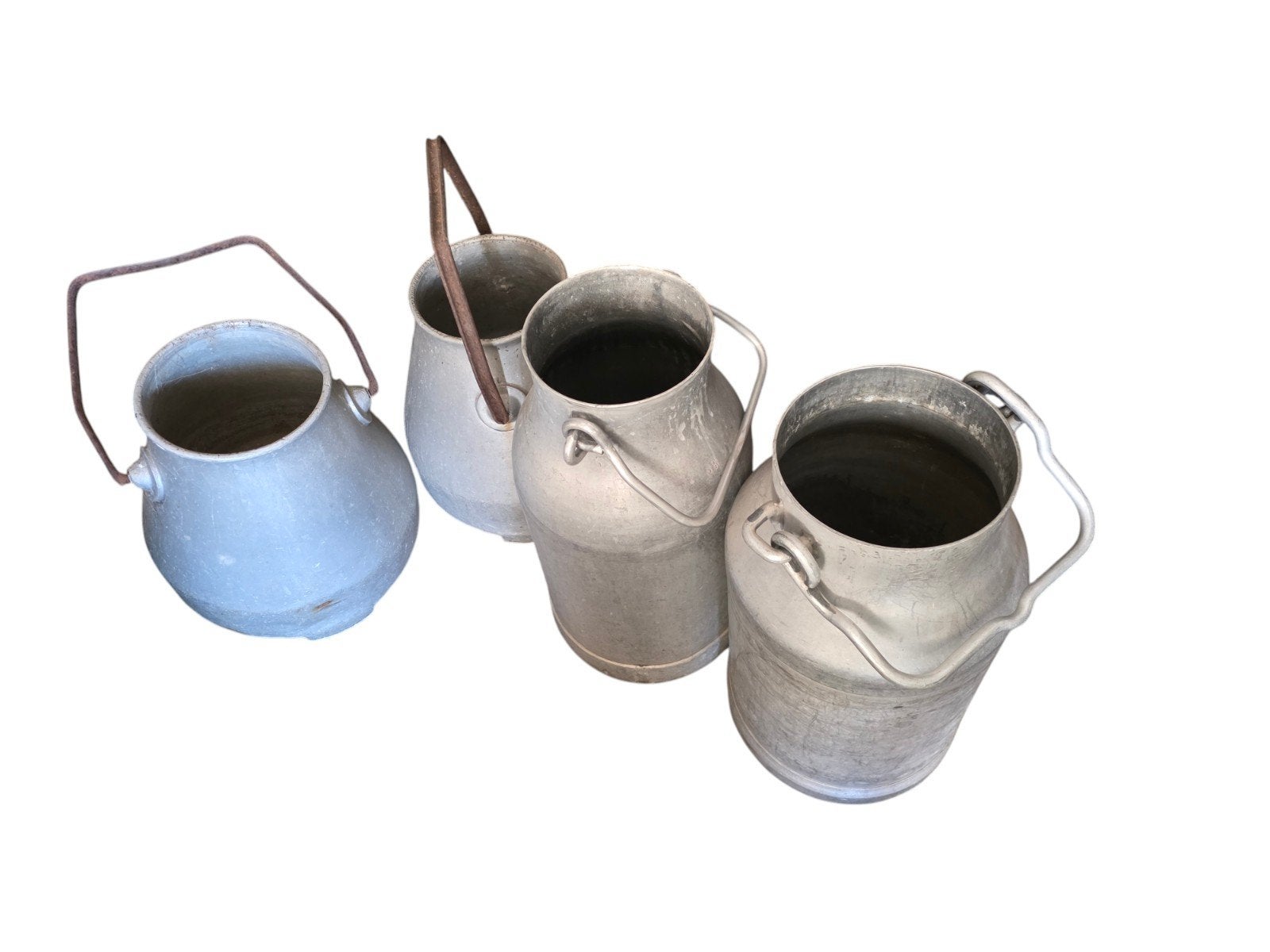 Lot de 4 pots / bidons à lait anciens en aluminium (décorati, Antiquités & Art, Enlèvement