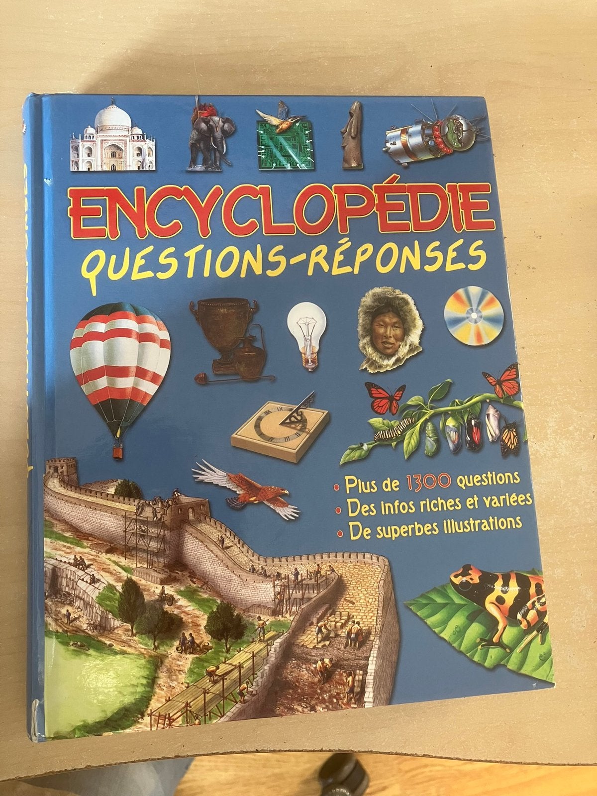 Encyclopedie Questions -Reponses livre pour enfant, Livres, Enlèvement, Comme neuf