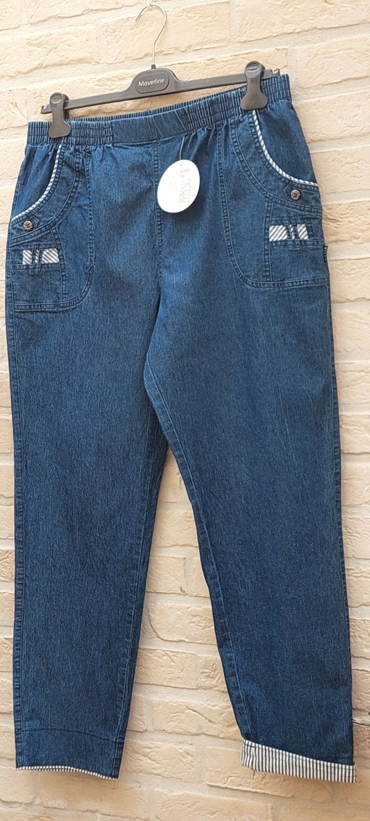 Nieuwe broek maat t8 (48)celia pantalons xl, Vêtements | Femmes, Jeans, Neuf, Celia  pantalons, Enlèvement ou Envoi, Bleu