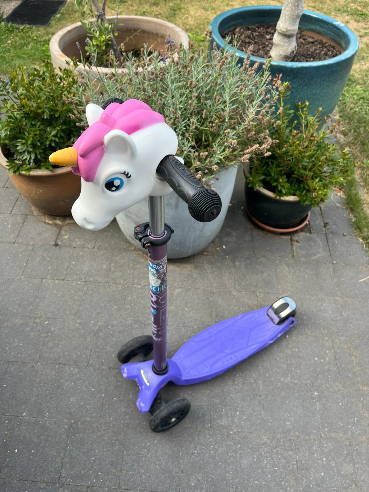 Paarse Maxi Micro kinderstep met eenhoorn, Fietsen en Brommers, Steps, Ophalen, Zo goed als nieuw