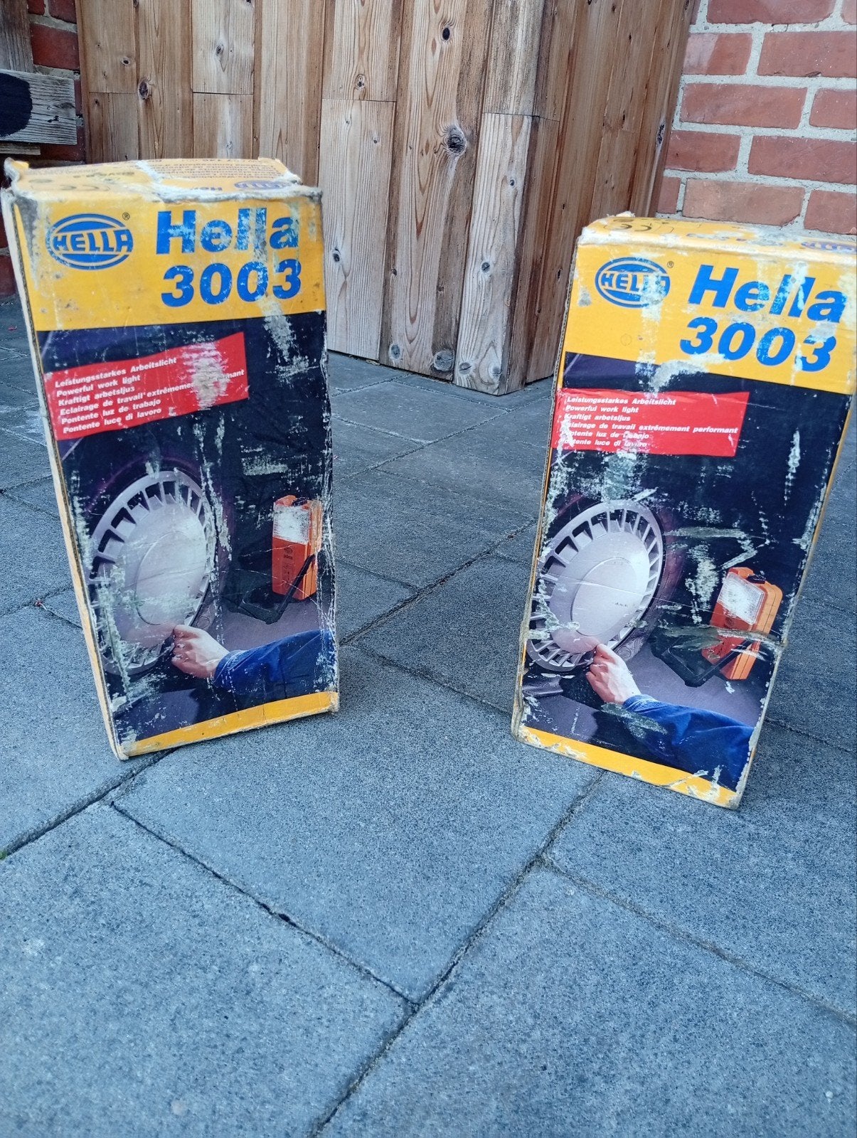 Hella 3003 werklamp 2 stuks, Ophalen, Zo goed als nieuw