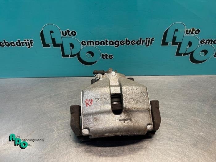 Etrier de frein (pince) avant droit d'un Volkswagen Golf (Go, Autos : Pièces & Accessoires, Volkswagen, -, 3 mois de garantie