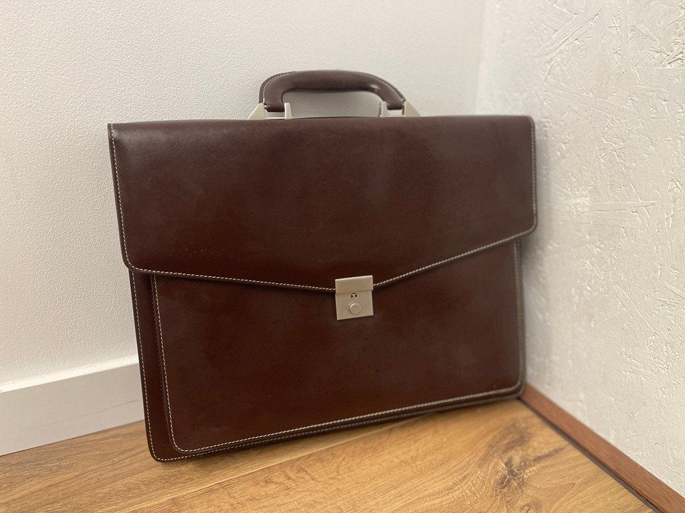 Nieuwe klassieke business tas, Bijoux, Sacs & Beauté, Enlèvement ou Envoi, Neuf, Brun