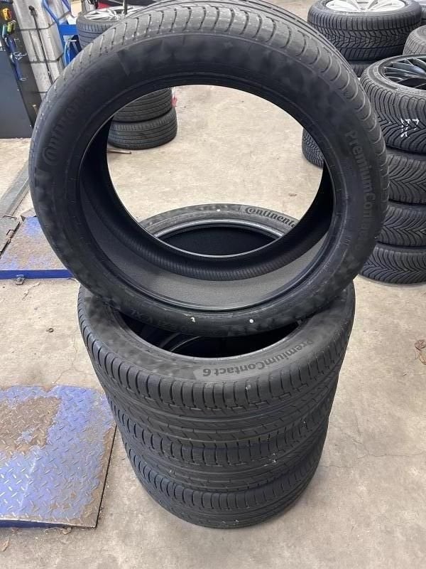 275 40 21 Continental PremiumContact 6 VOL 107 V XL, 275 mm, -, 21 pouces, Pneu(s)