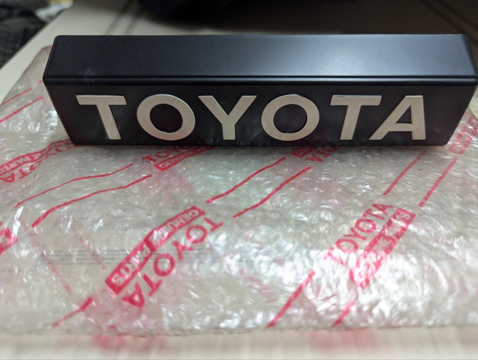 Toyota OEM nummer 75321-10190 Starlet, Ophalen