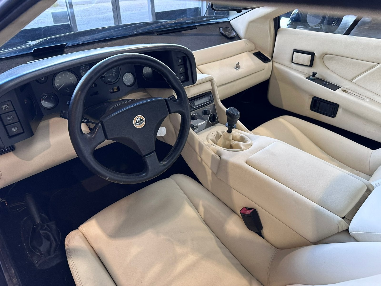 Lotus Esprit MK2 - 2.2 Turbo - zeer mooie staat., foto 11