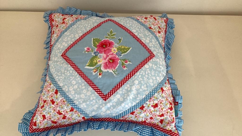 Pip Studio sierkussen, Huis en Inrichting, Woonaccessoires | Kussens, Ophalen, Gebruikt, Overige kleuren, Vierkant