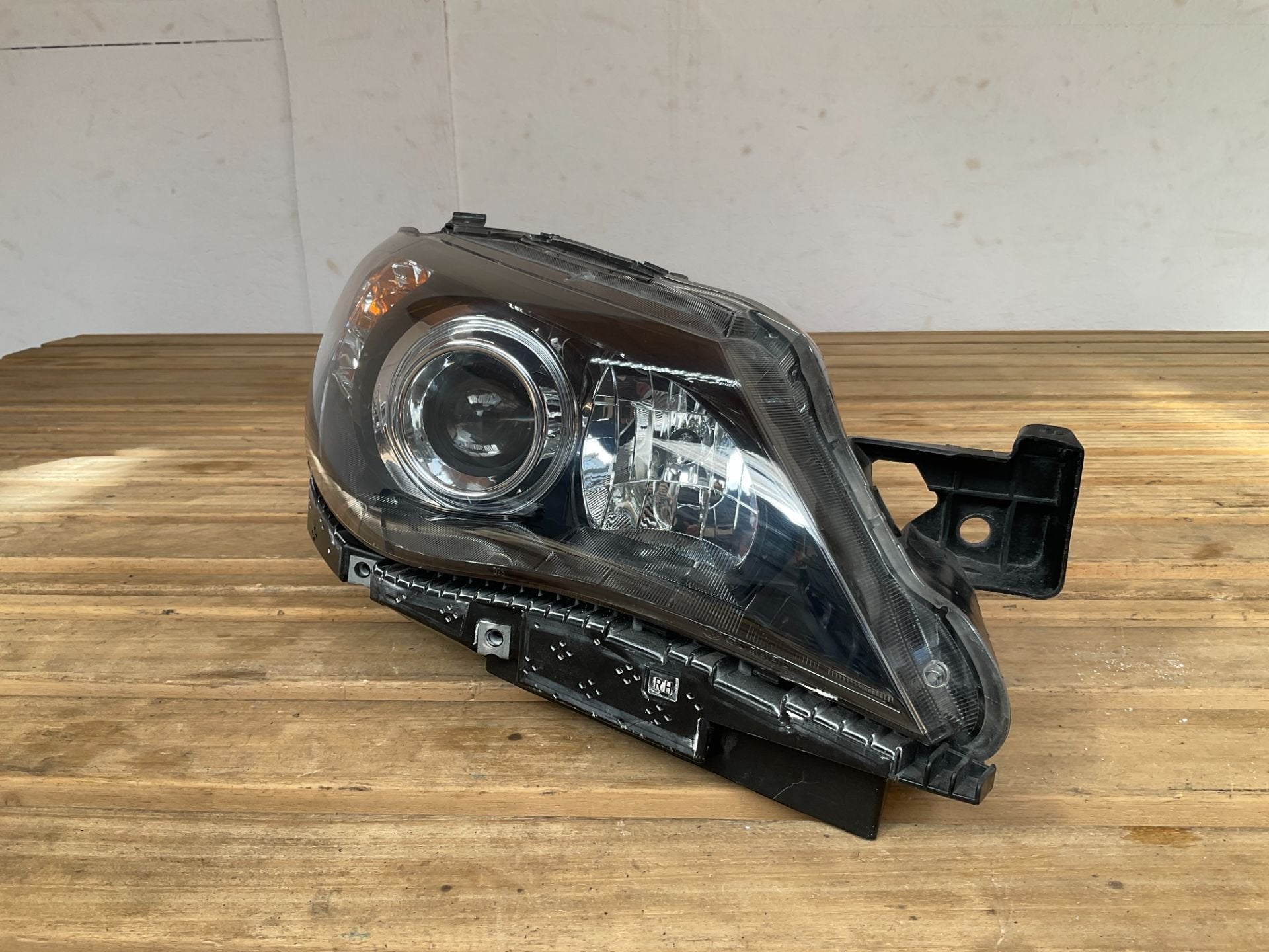 Koplamp Subaru Impreza / XV 2007 2012 RH 256102010000 b6-559, Subaru, Info@subaru.co.jp, Gebruikt, Ebisu, Shibuya-ku 1-20-8
150-8554  Tokyo
