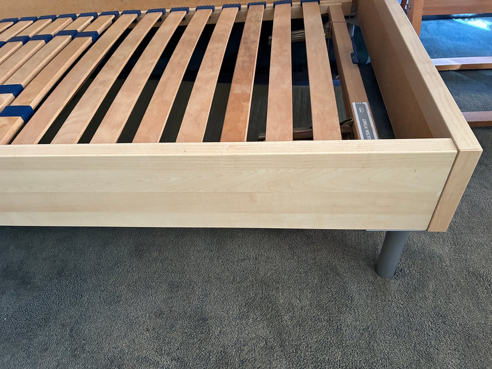 Bed, ikea sultan, Huis en Inrichting, Slaapkamer | Matrassen en Bedbodems, Ophalen, Eenpersoons, Bedbodem, 200 cm
