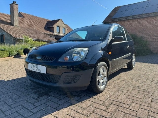 Ford Fiesta 1.3 Benzine * Garantie * Airco *, 1299 cc, Stof, Zwart, 4 cilinders