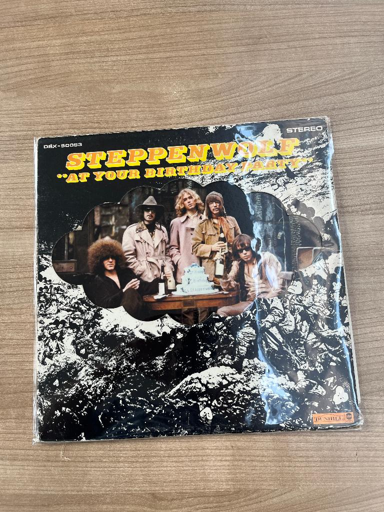 STEPPENWOLF - AT YOUR BIRTHDAY PARTY, Gebruikt, Ophalen of Verzenden, Rock-'n-Roll, Beschermende buitenhoes