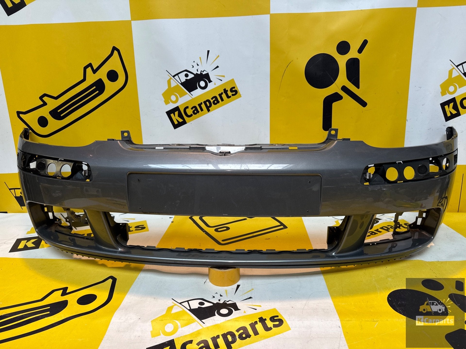 VoorBumper Volkswagen Golf Plus 5M0807221, Info@fabrikant.eu, Bumper, Fabrikant BV, Gebruikt
