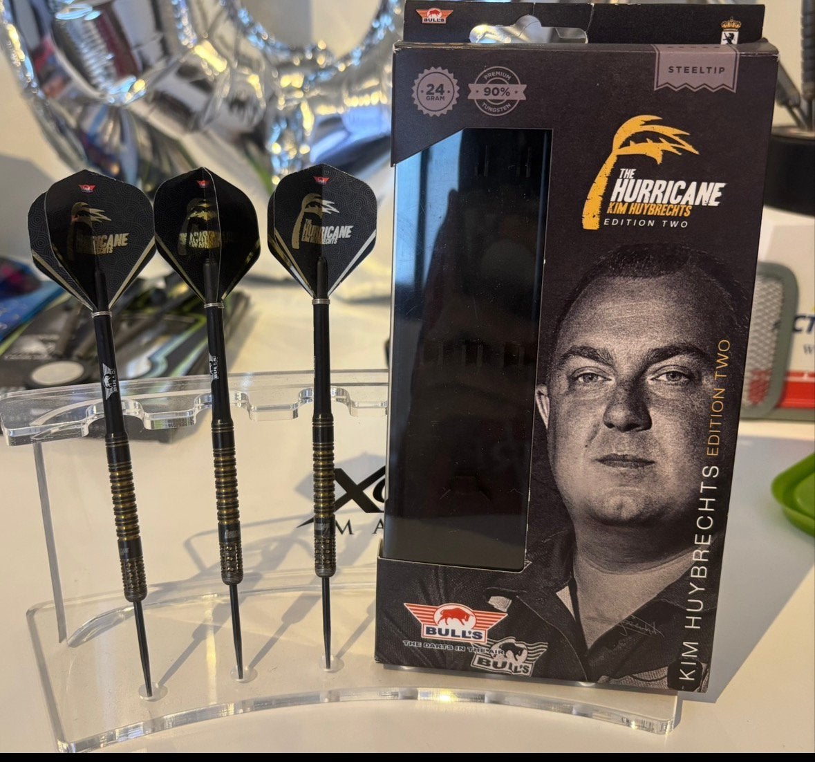 Kim huybrechts darts 24g, Sport en Fitness, Darts, Ophalen, Zo goed als nieuw, Pijlen