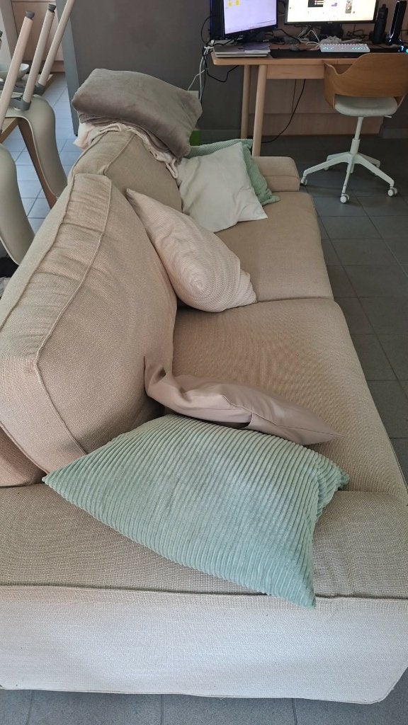 KIVIK Canapé 3 places IKEA, Tresund beige clair, Maison & Meubles, Canapés | Salons, Le canapé KIVIK offre un design marqué et des lignes nettes