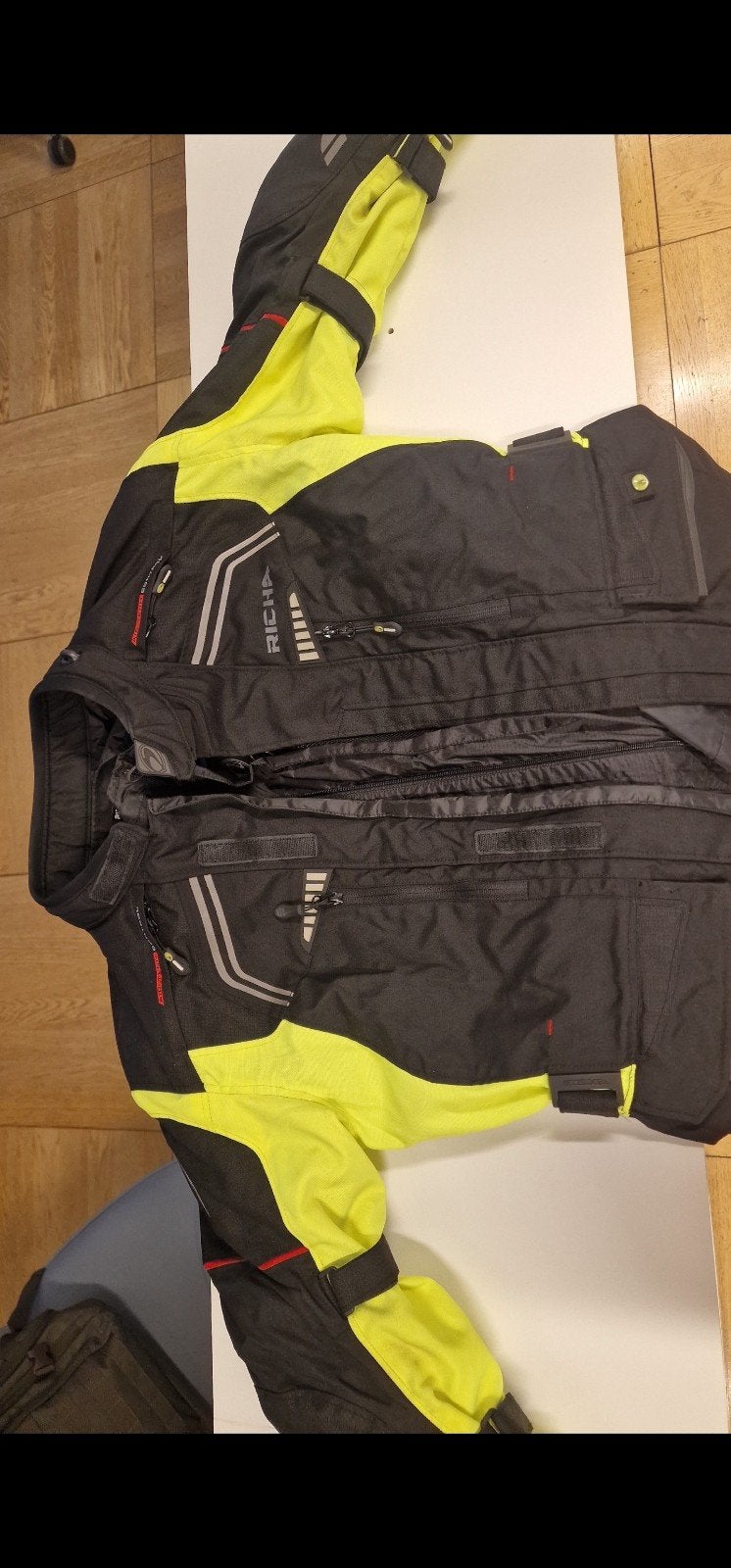 Richa zomer en winter vest, Motoren, Kleding | Motorkleding, Ophalen