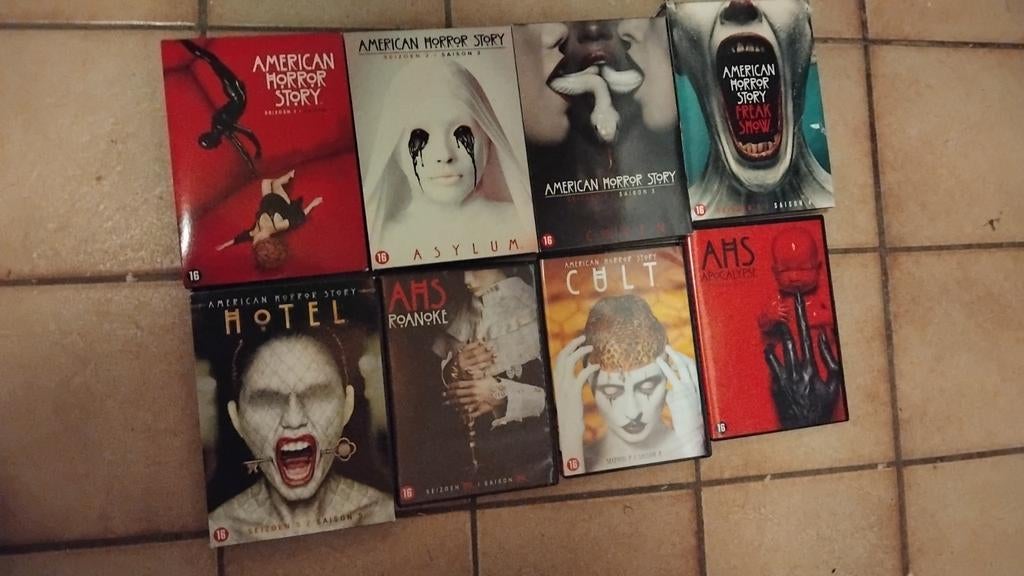 American horror story seizoen 1 tot 8, Ophalen