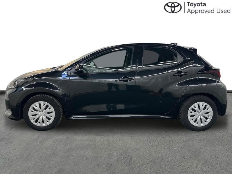 Toyota Yaris Dynamic, Auto's, Toyota, Automaat, https://public.car-pass.be/vhr/b716985c-da9d-4da3-b93d-a0a61168e314, Zwart, 1490 cc