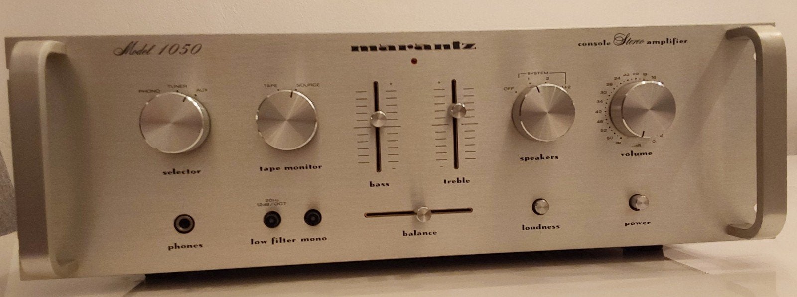 Marantz Model 1050