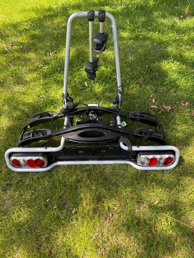 Porte-vélos avec attelage Eurorude 940 - Thule, Autos : Divers, Porte-vélos, Enlèvement, 2 vélos, Comme neuf, Support d'attelage