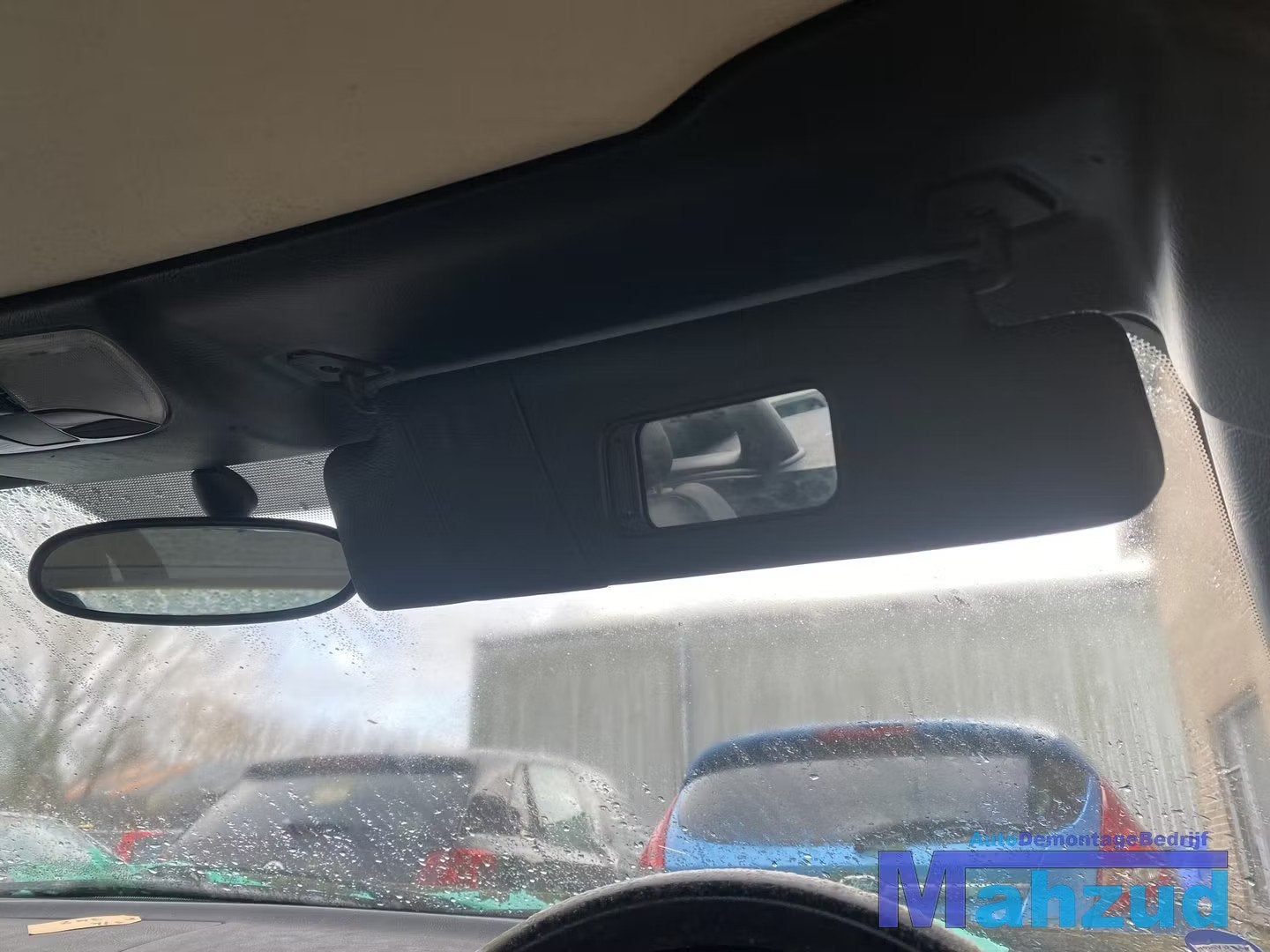 MERCEDES SLK R170 Zwart links rechts zonneklep 1996-2004, Gebruikt, Mercedes-Benz AG, Mercedes-Benz, Mercedesstrasse 120
70372  Stuttgart, DE