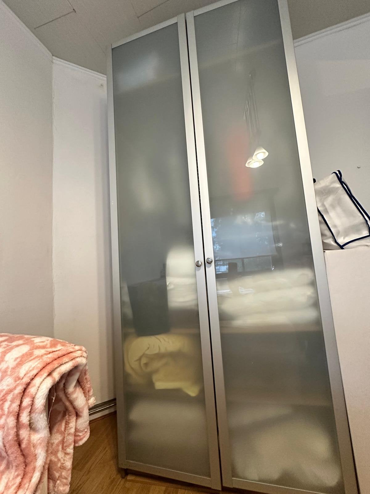 Armoire à vendre, Maison & Meubles, Armoires | Penderies & Garde-robes, Enlèvement, Utilisé