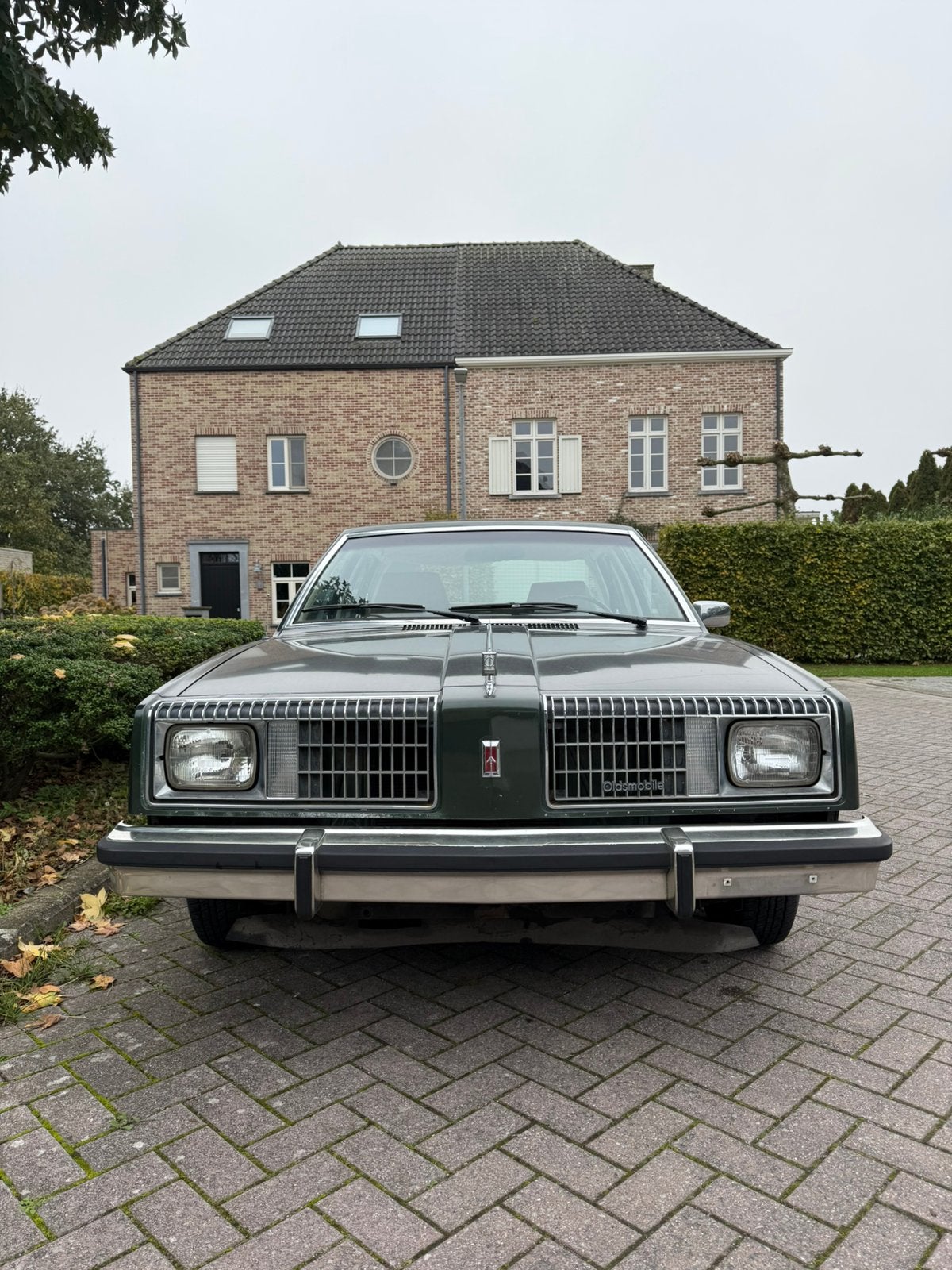 Oldsmobile omega 1982 Brougham edition, Autos, Achat, Beige, 5 portes, Automatique