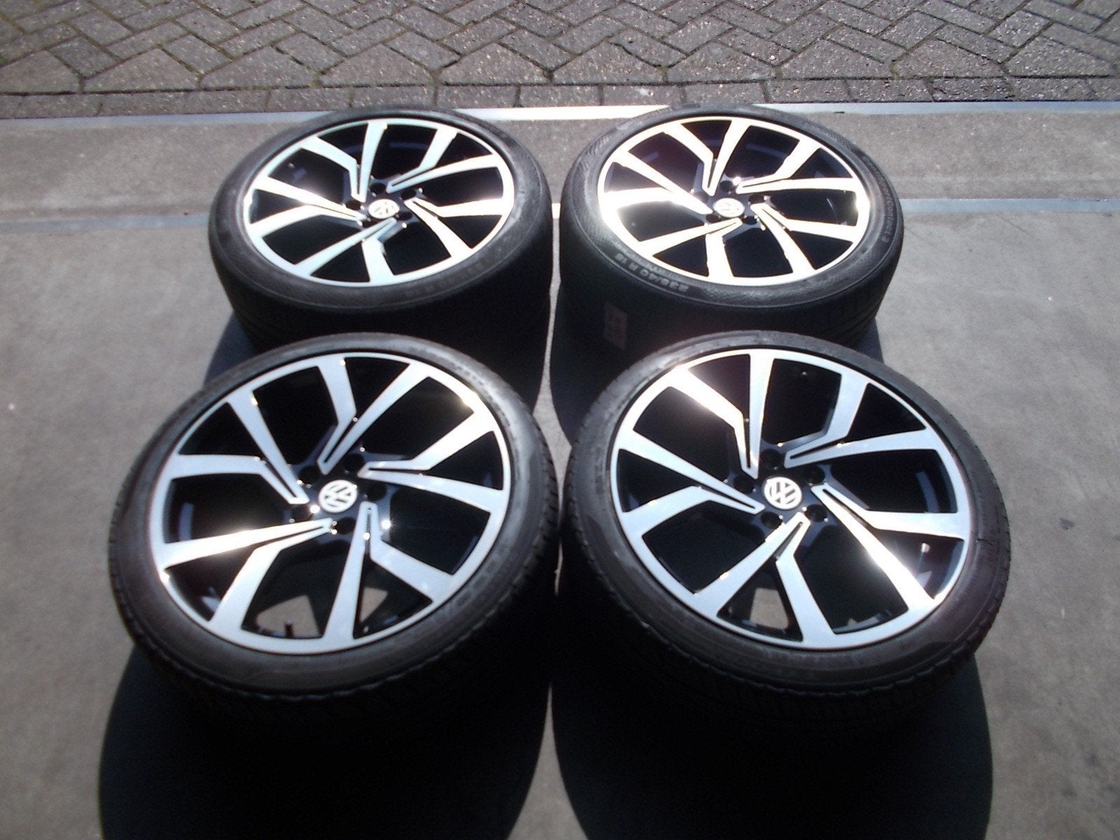 Volkswagen gti brescia velgen in perfecte staat, Auto-onderdelen, Banden en Velgen, Banden en Velgen, Ophalen, 19 inch, Zomerbanden