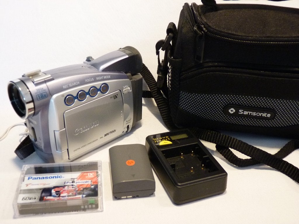 Canon MV700i MiniDV met accu, oplader, tas , 18x zoom, Audio, Tv en Foto, Videocamera's Digitaal, Full HD, Canon, Ophalen of Verzenden