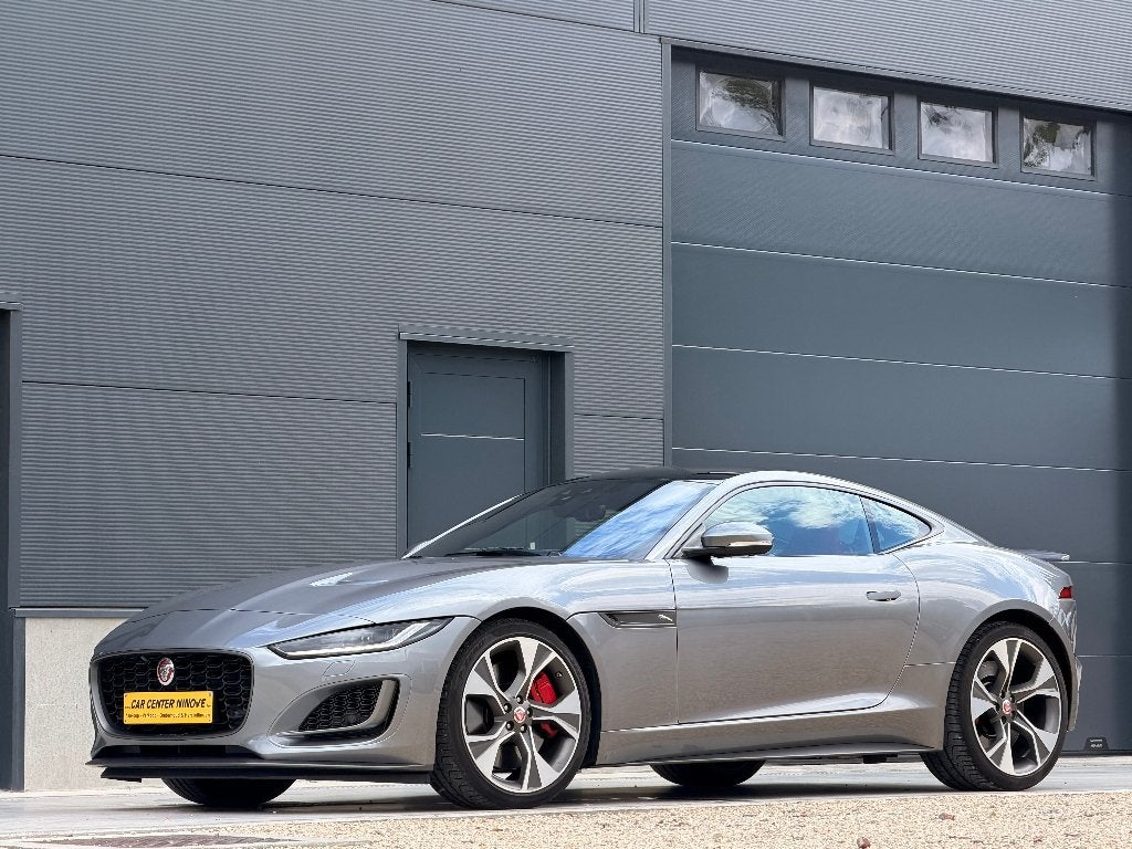 Jaguar F-Type Coupé 2.0 P300, Autos, Jaguar, Cuir, Argent ou Gris, Achat, F-type