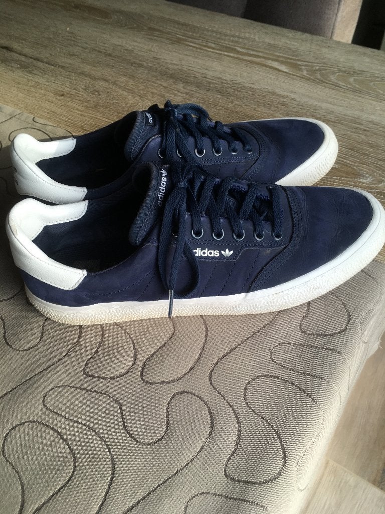 Baskets ADIDAS pour homme peu portées taille 44, Vêtements | Hommes, Chaussures, Enlèvement ou Envoi, Comme neuf, Adidas, Bleu