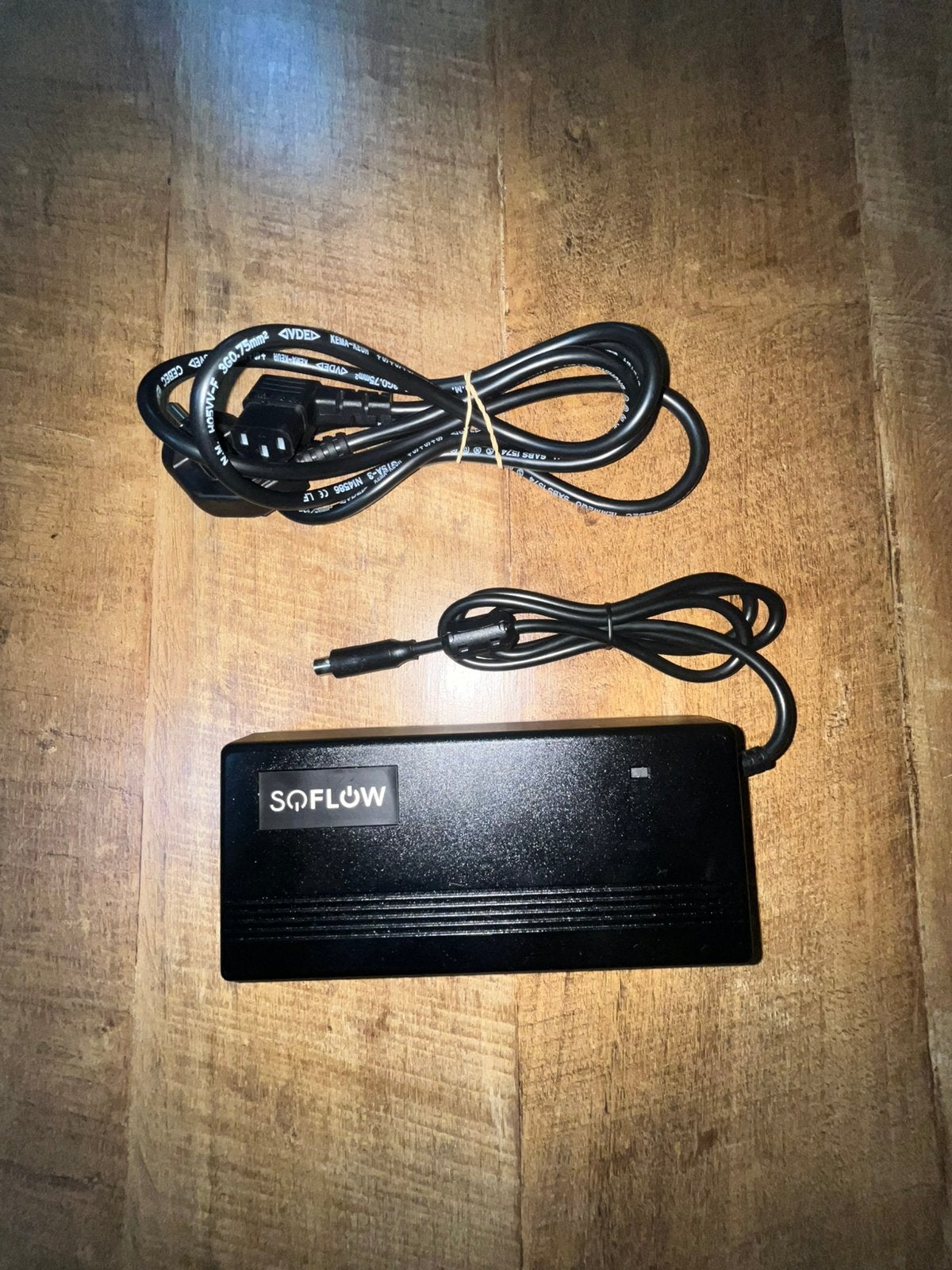 Chargeur de trottinettes électrique, Vélos & Vélomoteurs, Enlèvement, Neuf, Step électrique (E-scooter)