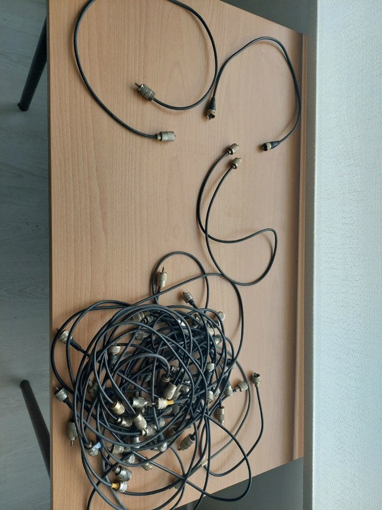 34X stukken kabels met pluggen, Ophalen, Gebruikt