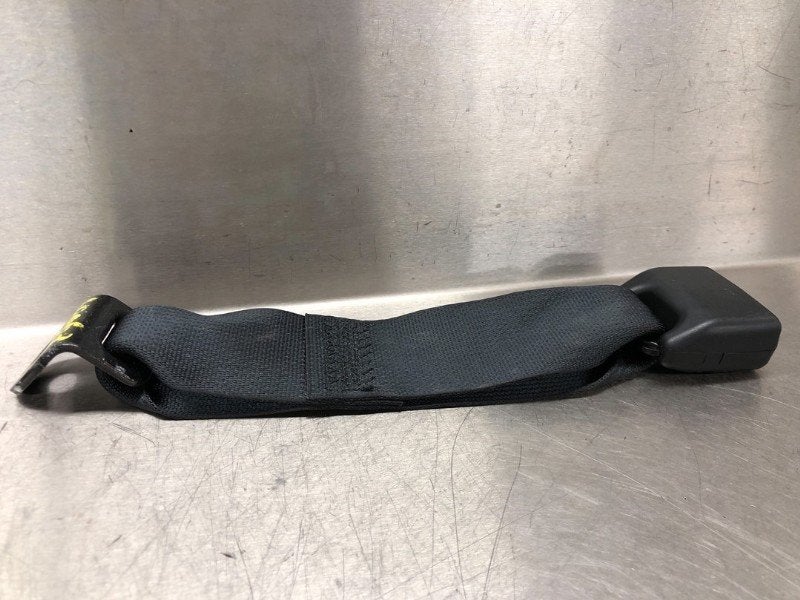 BOUCLE DE CEINTURE CENTRE ARRIÈRE Outlander (GF / GG), Utilisé, Mitsubishi