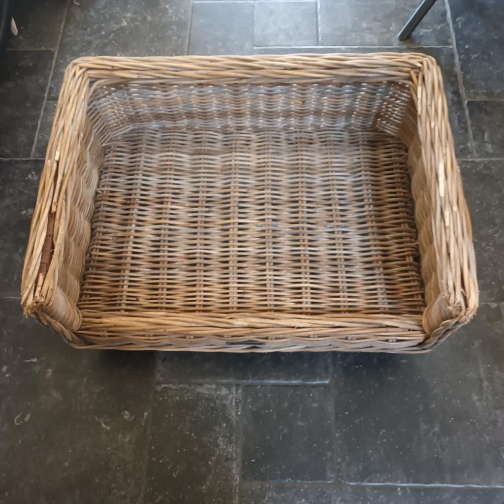 grand panier pour chien en rotin, Enlèvement, Utilisé, Autre