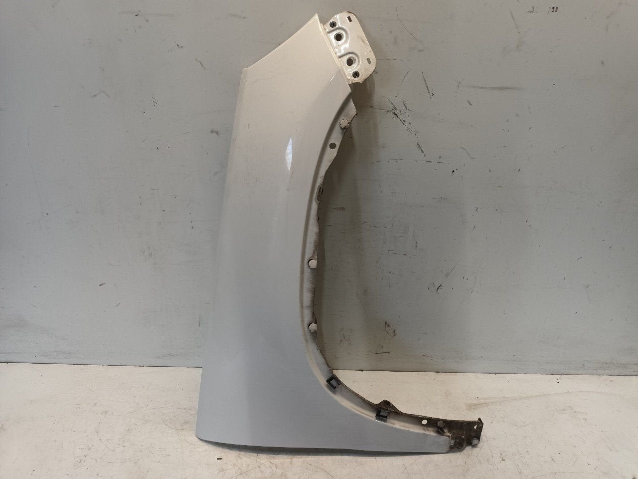 Spatbord rechts voor Volkswagen Tiguan, Auto-onderdelen, Onderdelen@venauto.nl, Van der Ven Autorecycling B.V., Gebruikt, Ettenseweg 76, 4706 PB Roosendaal, The Netherlands