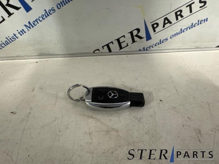 Clé d'un Mercedes E-Klasse, 3 mois de garantie, Utilisé, -, -