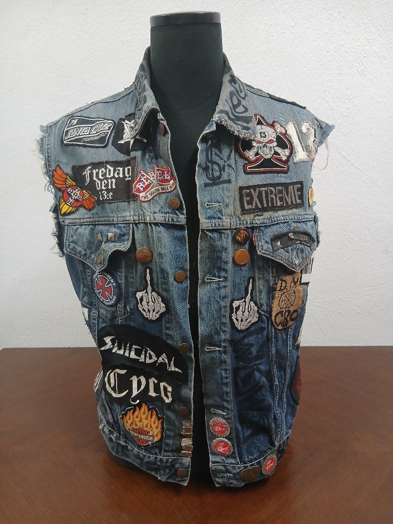 Vintage Levi’s Battle Jacket XL - Punk / Metal / Crust Vest, Vêtements | Hommes, Vestes | Été, Levi's, Enlèvement ou Envoi, Taille 56/58 (XL)