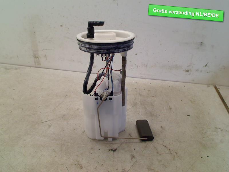 BRANDSTOFPOMP in de tank Volkswagen Up! (121) (1S0919051A), Gebruikt, De Bloemendaal 21 21
5221 EB  'S HERTOGENBOSCH, NL, Info@123Parts.nl