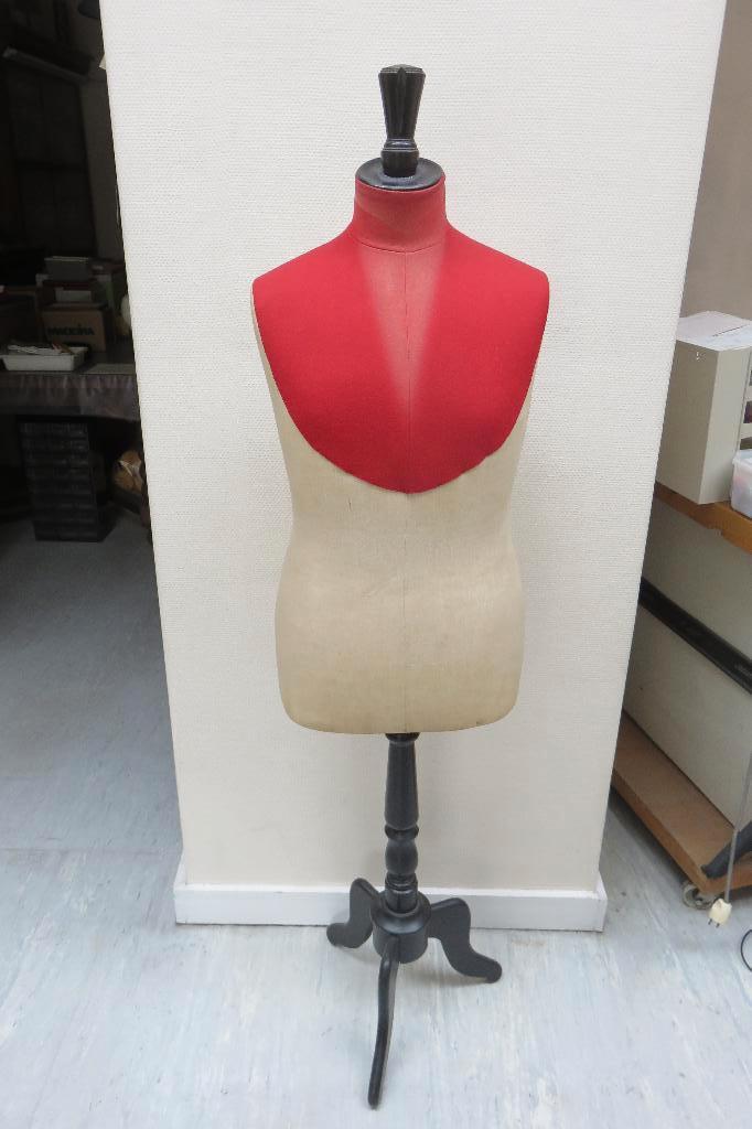 Oude paspop op voet, Antiek en Kunst, Curiosa en Brocante, Ophalen